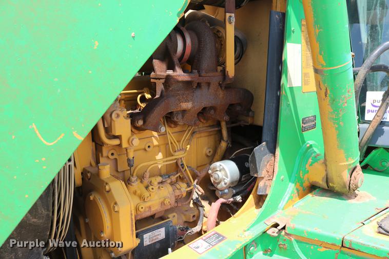 image for item DD8273 2003 John Deere 310G backhoe