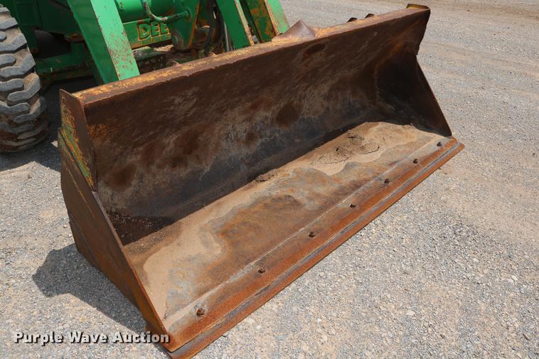 image for item DD8273 2003 John Deere 310G backhoe