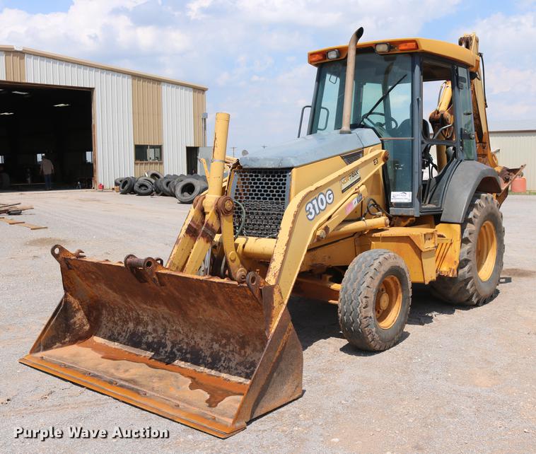 image for item DD8274 2003 John Deere 310G backhoe