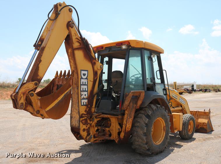 image for item DD8274 2003 John Deere 310G backhoe