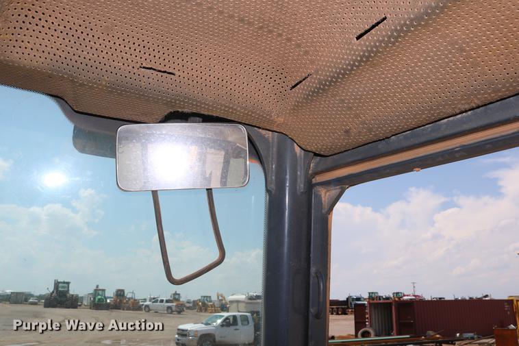 image for item DD8274 2003 John Deere 310G backhoe