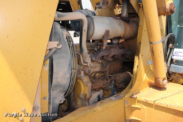 image for item DD8274 2003 John Deere 310G backhoe