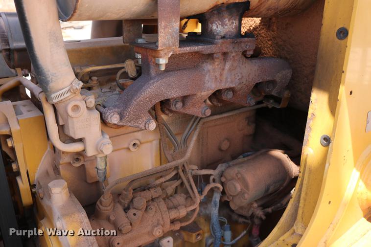 image for item DD8274 2003 John Deere 310G backhoe