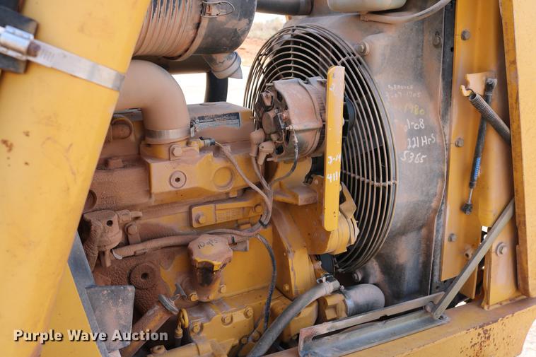 image for item DD8274 2003 John Deere 310G backhoe