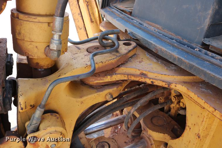 image for item DD8274 2003 John Deere 310G backhoe