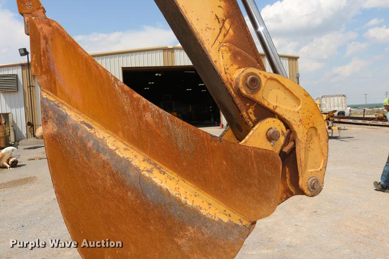 image for item DD8274 2003 John Deere 310G backhoe