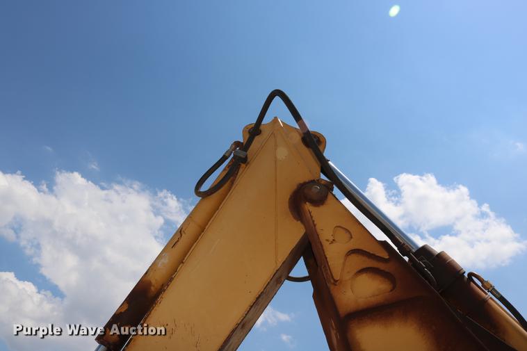 image for item DD8274 2003 John Deere 310G backhoe