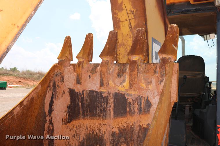 image for item DD8274 2003 John Deere 310G backhoe