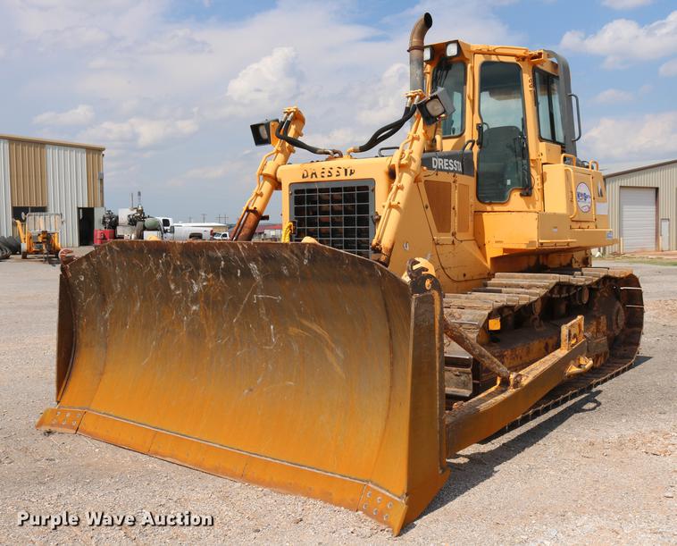 image for item DD8275 2005 Dresser TD15M dozer