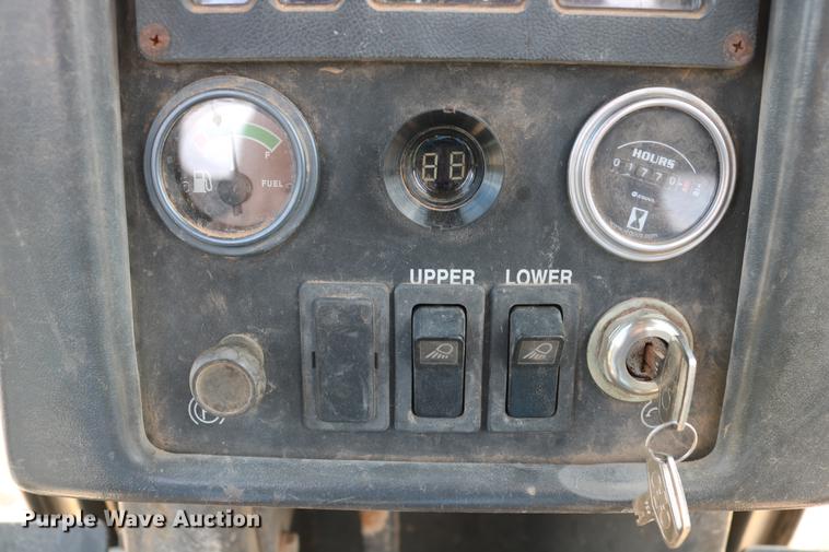 image for item DD8275 2005 Dresser TD15M dozer