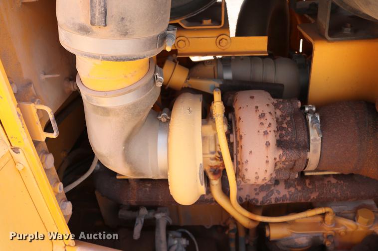 image for item DD8275 2005 Dresser TD15M dozer