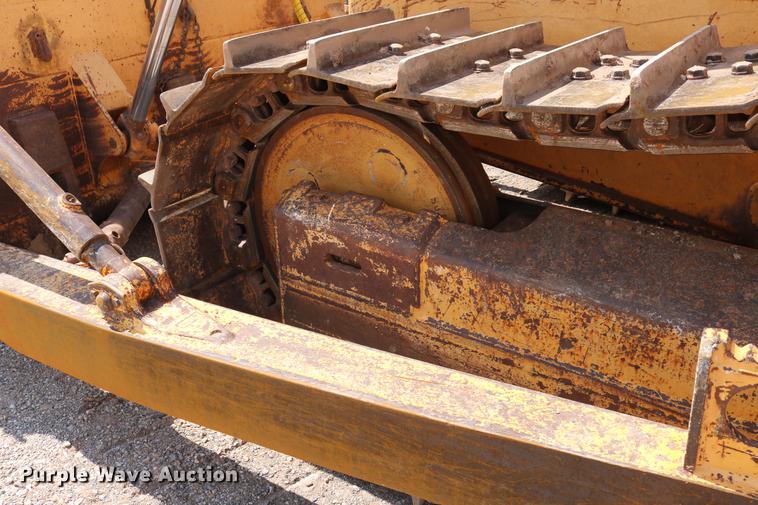image for item DD8275 2005 Dresser TD15M dozer