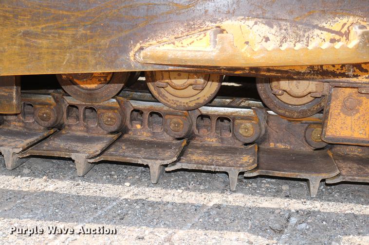 image for item DD8275 2005 Dresser TD15M dozer