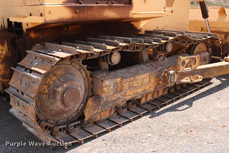 image for item DD8275 2005 Dresser TD15M dozer