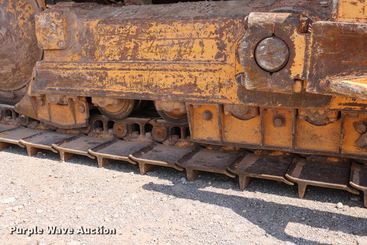 image for item DD8275 2005 Dresser TD15M dozer