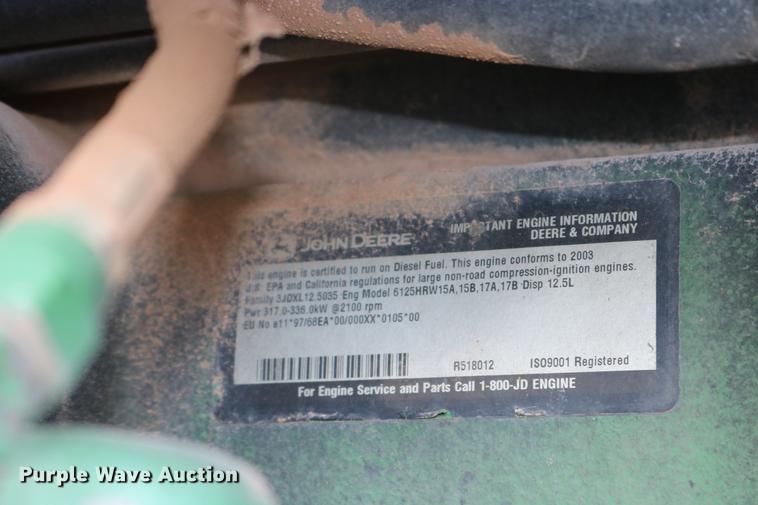 image for item DD8276 2003 John Deere 9520 Scraper Special 4WD tractor