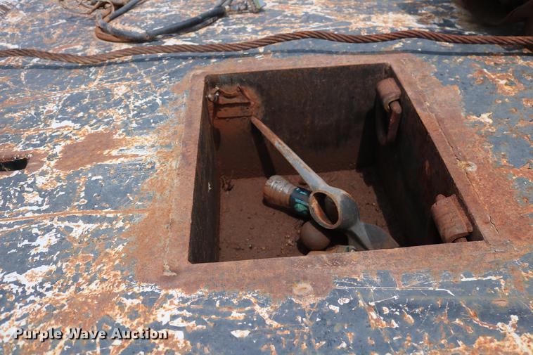 image for item DD8277 Flatbed