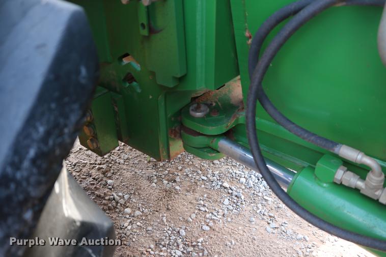 image for item DD8278 2006 John Deere 9520 Scraper Special 4WD tractor