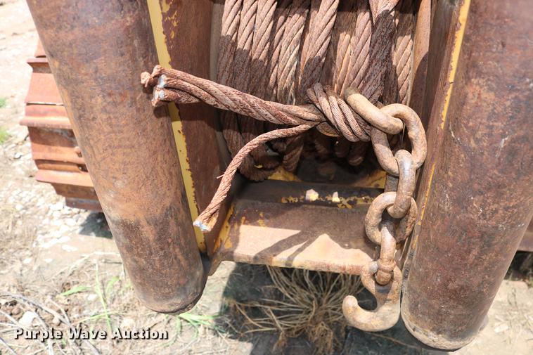 image for item DD8281 2005 Caterpillar D6R XL Series II dozer