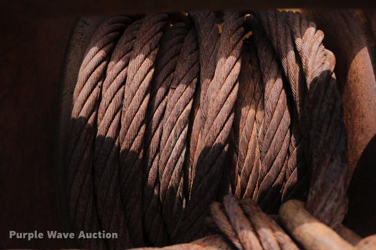 image for item DD8281 2005 Caterpillar D6R XL Series II dozer