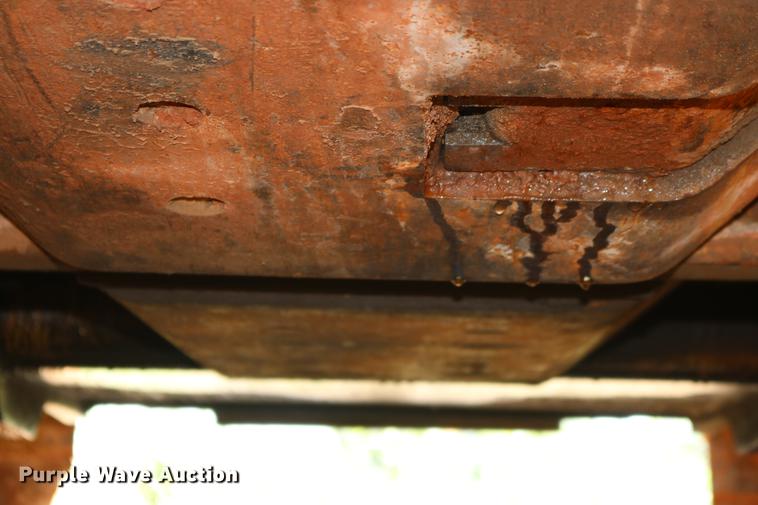 image for item DD8281 2005 Caterpillar D6R XL Series II dozer