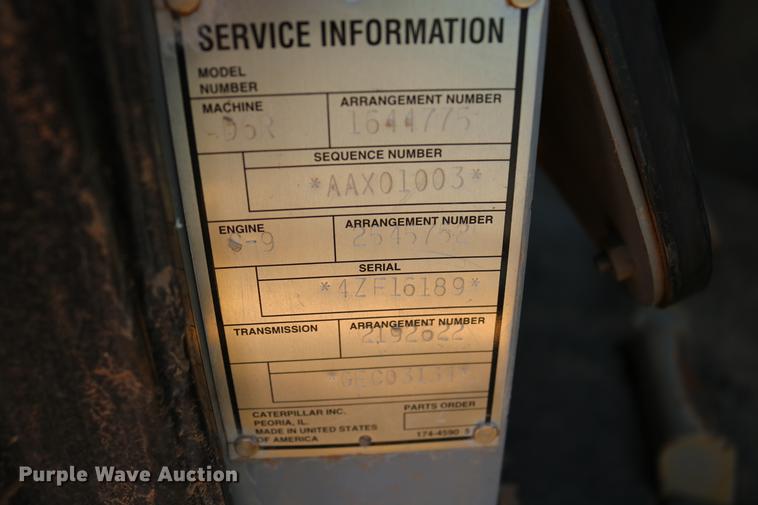 image for item DD8281 2005 Caterpillar D6R XL Series II dozer