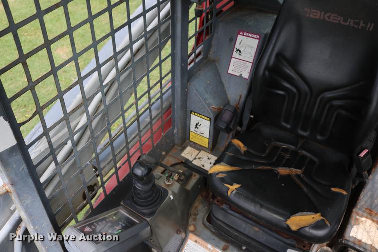 image for item DD8286 2007 Takeuchi TL130 skid steer