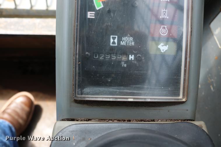 image for item DD8286 2007 Takeuchi TL130 skid steer