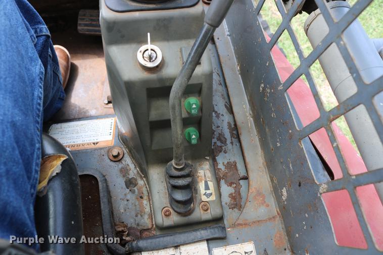 image for item DD8286 2007 Takeuchi TL130 skid steer