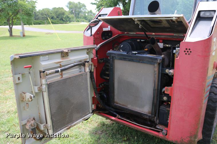 image for item DD8286 2007 Takeuchi TL130 skid steer