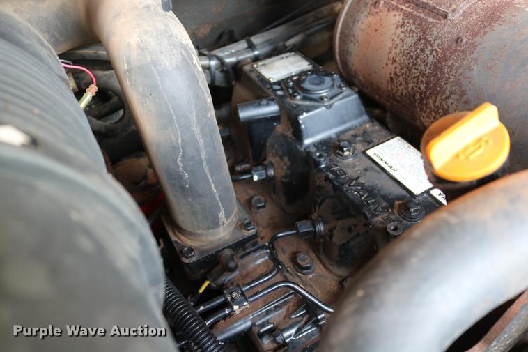 image for item DD8286 2007 Takeuchi TL130 skid steer