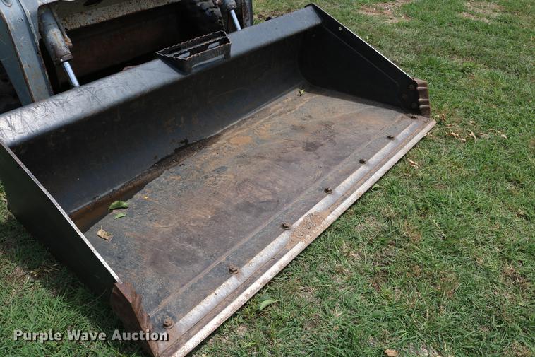 image for item DD8286 2007 Takeuchi TL130 skid steer