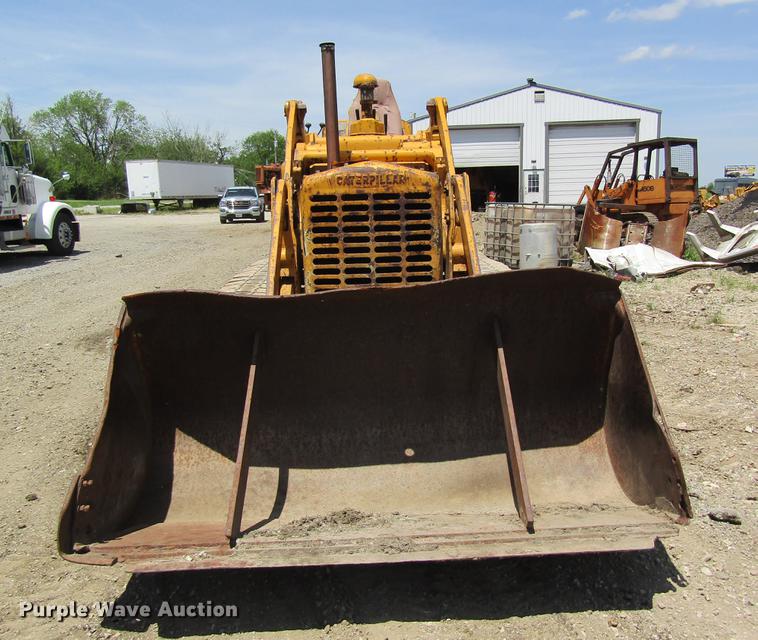 image for item DD8472 Caterpillar 955 track loader