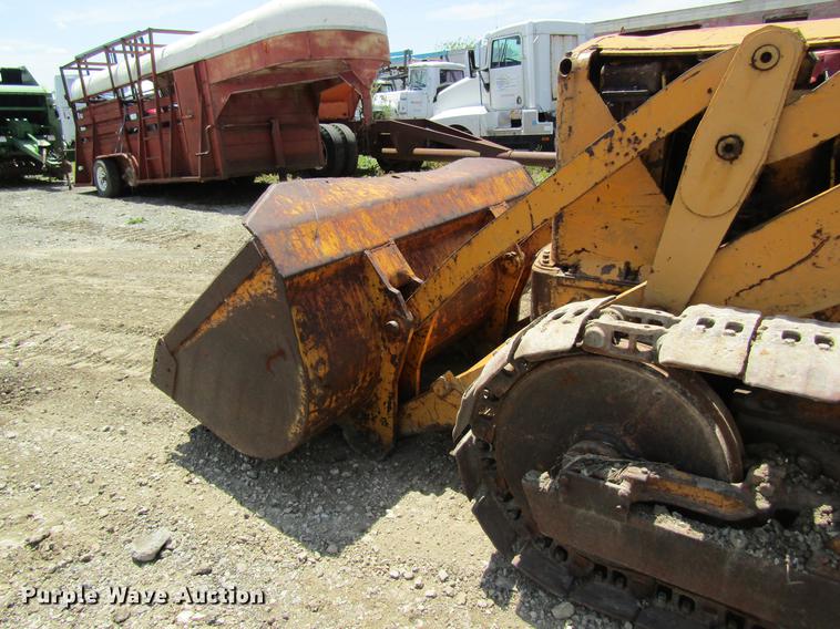 image for item DD8472 Caterpillar 955 track loader