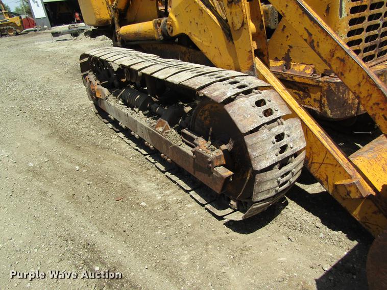 image for item DD8472 Caterpillar 955 track loader