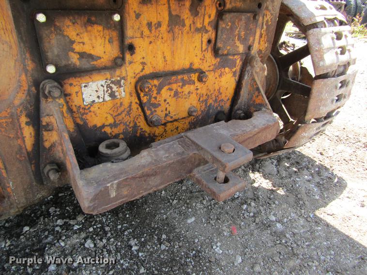 image for item DD8472 Caterpillar 955 track loader