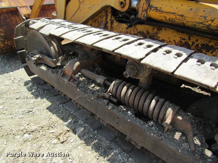 image for item DD8472 Caterpillar 955 track loader