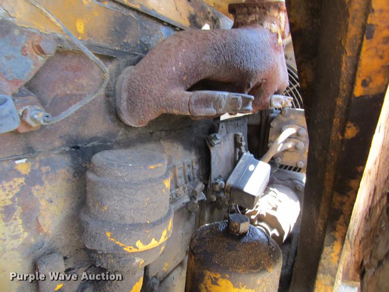 image for item DD8472 Caterpillar 955 track loader