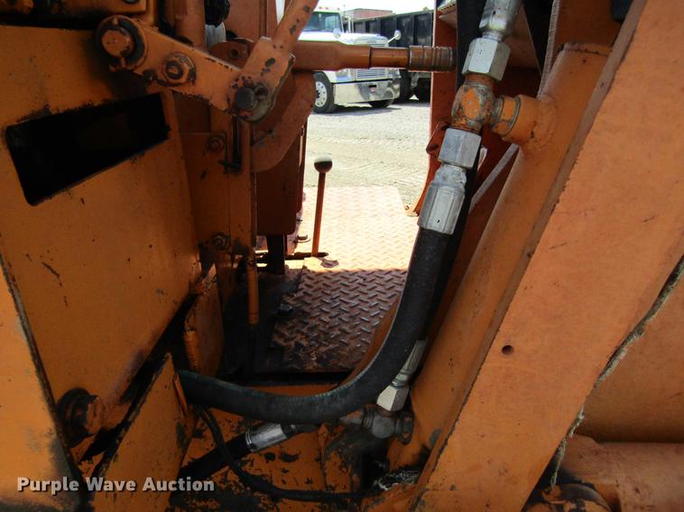 image for item DD8473 1978 Case 450B track loader