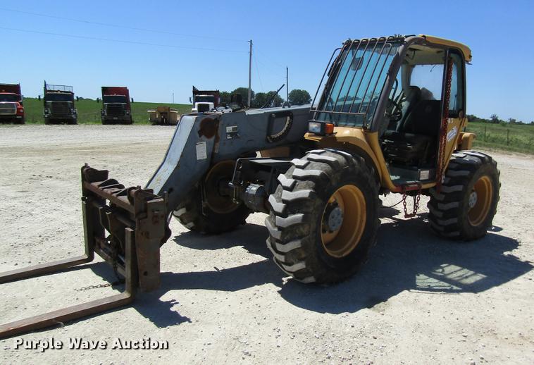 image for item DD8489 2000 New Holland LM430 telehandler