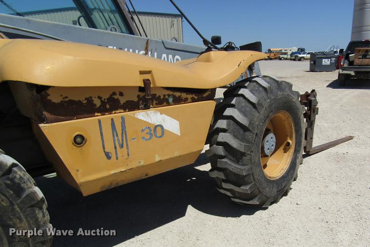image for item DD8489 2000 New Holland LM430 telehandler