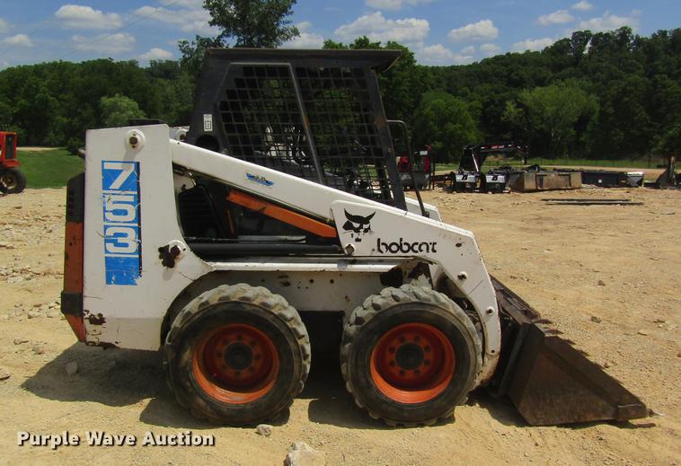 image for item DD8498 1994 Bobcat 753 skid steer