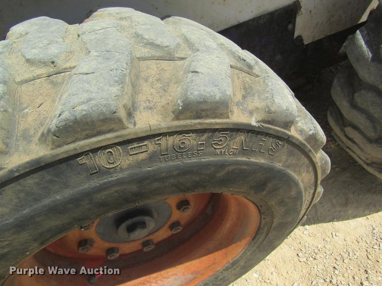 image for item DD8498 1994 Bobcat 753 skid steer