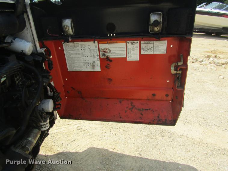 image for item DD8498 1994 Bobcat 753 skid steer