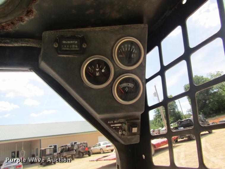 image for item DD8498 1994 Bobcat 753 skid steer