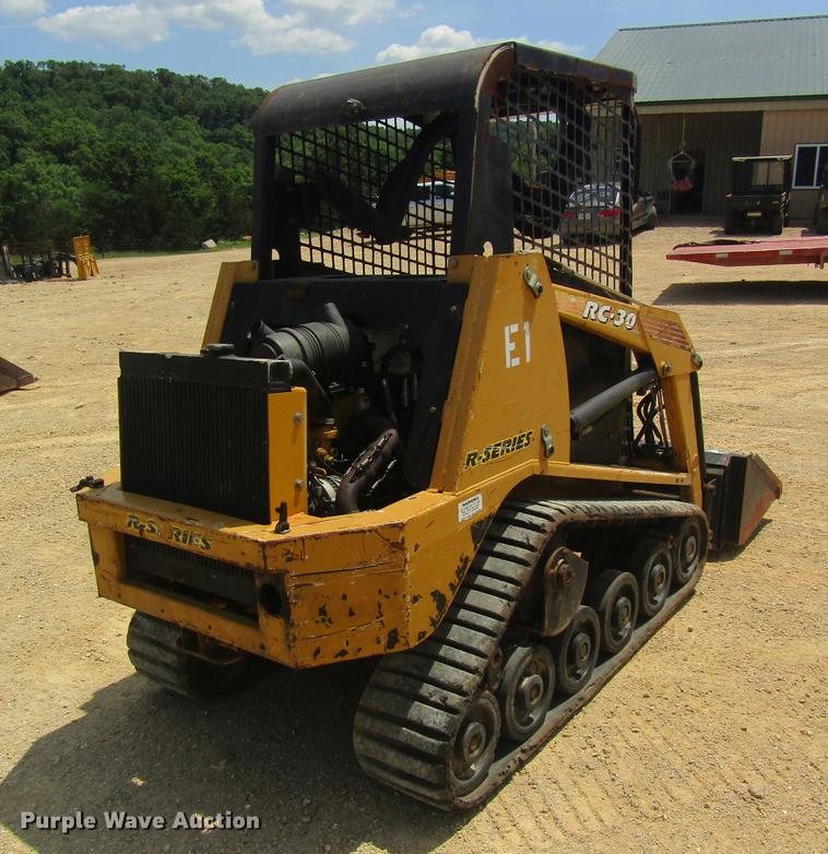 image for item DD8499 2000 ASV RC-30 skid steer