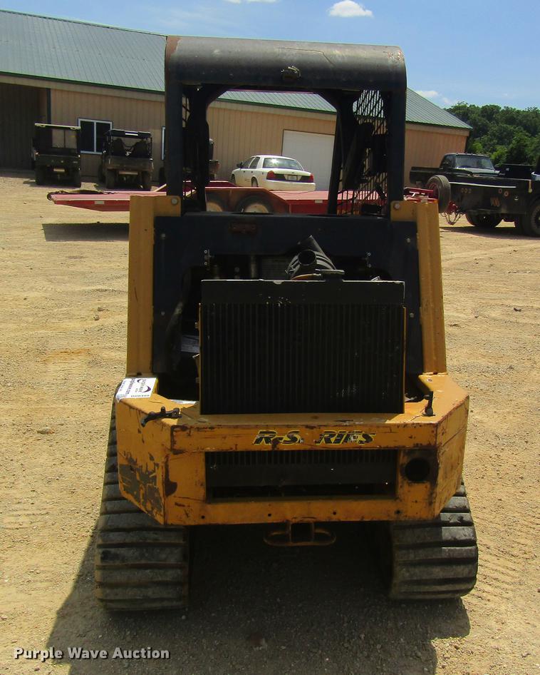 image for item DD8499 2000 ASV RC-30 skid steer