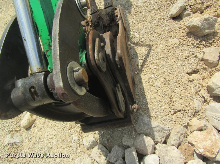 image for item DD8500 2006 Bobcat 328 mini excavator