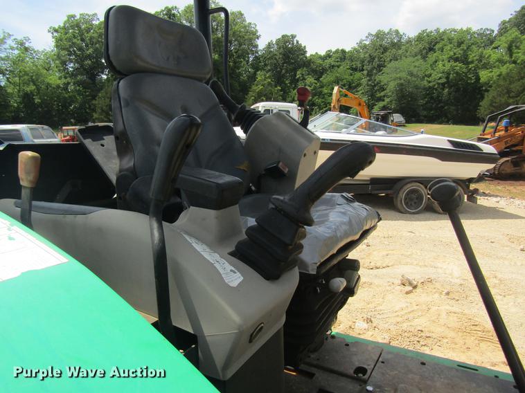 image for item DD8500 2006 Bobcat 328 mini excavator