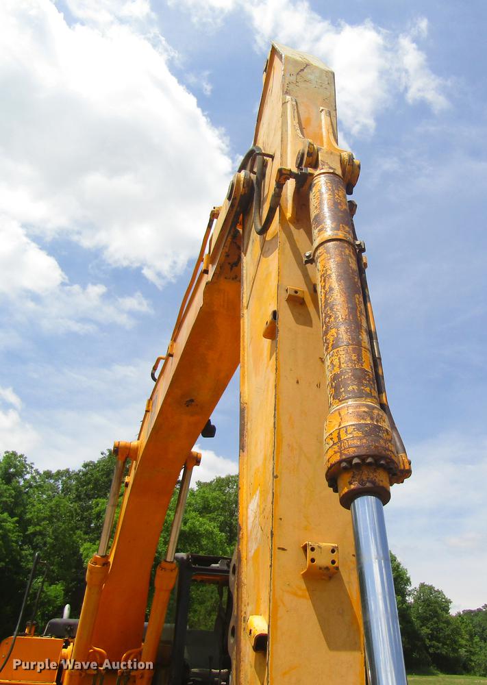 image for item DD8502 2000 JCB JS200 excavator